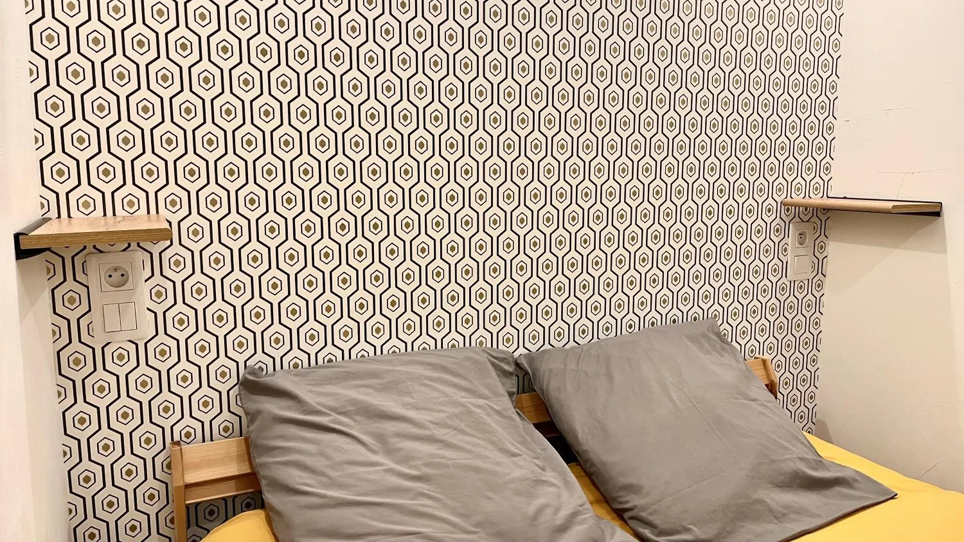 Apartment Studio Centre Historique Rdc - Wifi Revel  France